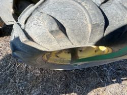 2376772