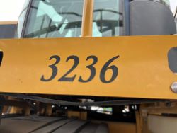 2425979