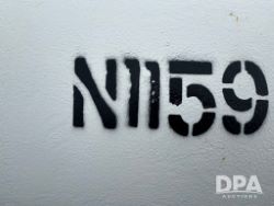 2456975