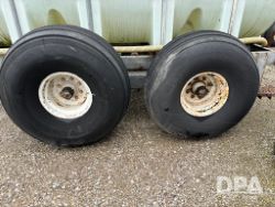 2457589