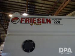 2476702