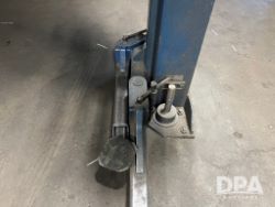 2477025
