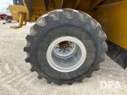 2556045