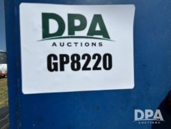 2568976