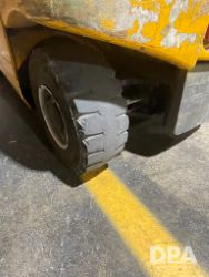 2589379