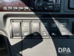 2621030