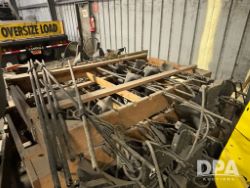 2700572