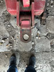 2704867