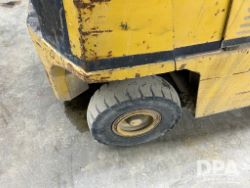 2730557
