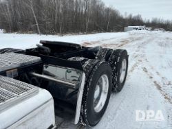 2731560