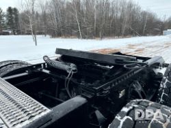 2731633