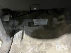 2734587