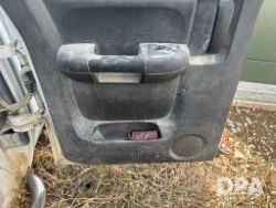 2735580