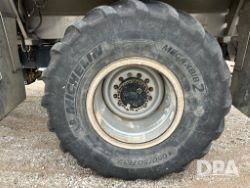 2737358