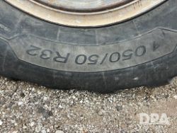 2737359