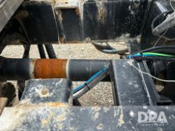 2737373