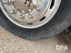 2740238