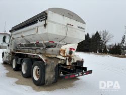 2744333