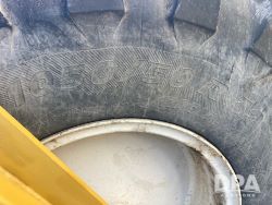 2747382