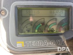 2747390