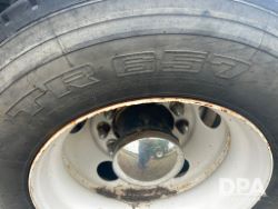 2749808