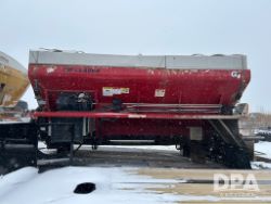 2743800