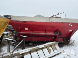 2743904