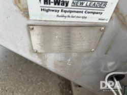 2743949