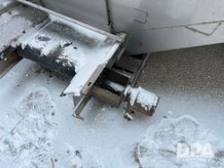 2744002