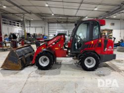 2744158
