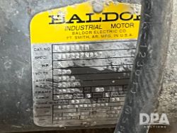 2747968
