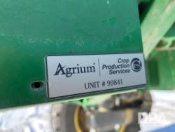 2748100
