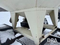 2748470