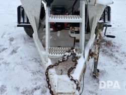 2748532