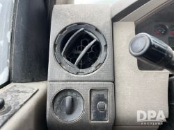 2748605