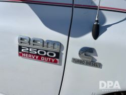 2748779