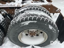 2750390