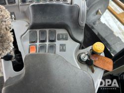 2751084