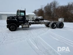 2751176