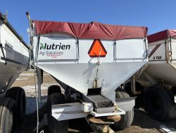 2755027