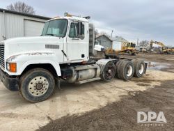 2756408