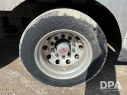 2757736