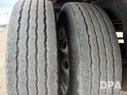 2757852