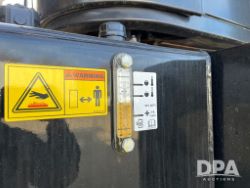 2760563