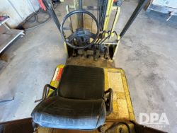 2760810