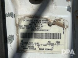 2761038