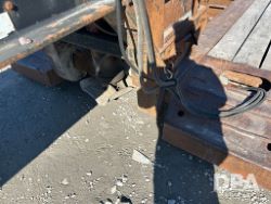 2761687