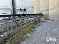 2761648