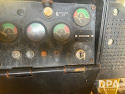2762382