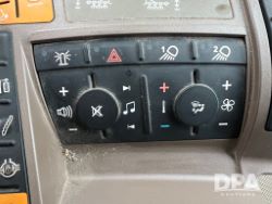 2765562